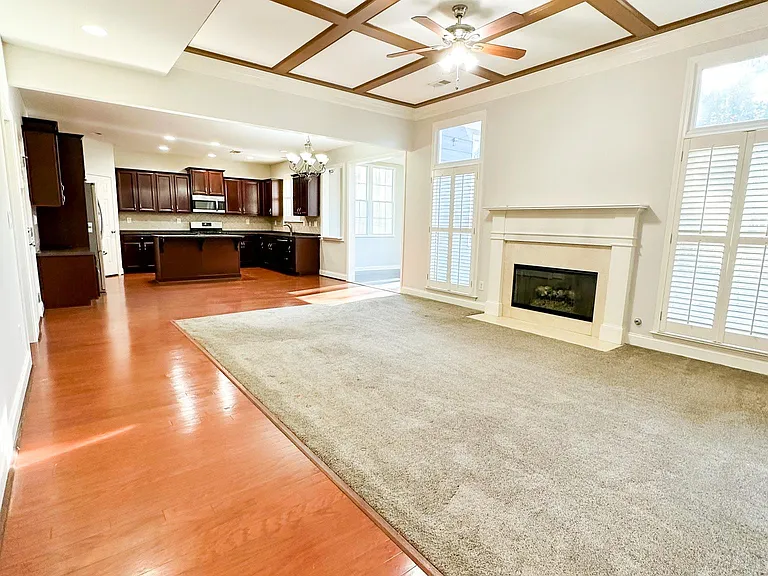 154 Garland Rose Ln — Photo 8