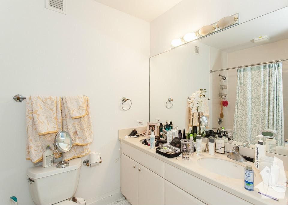 1st image of 33 W Ontario St APT 30B