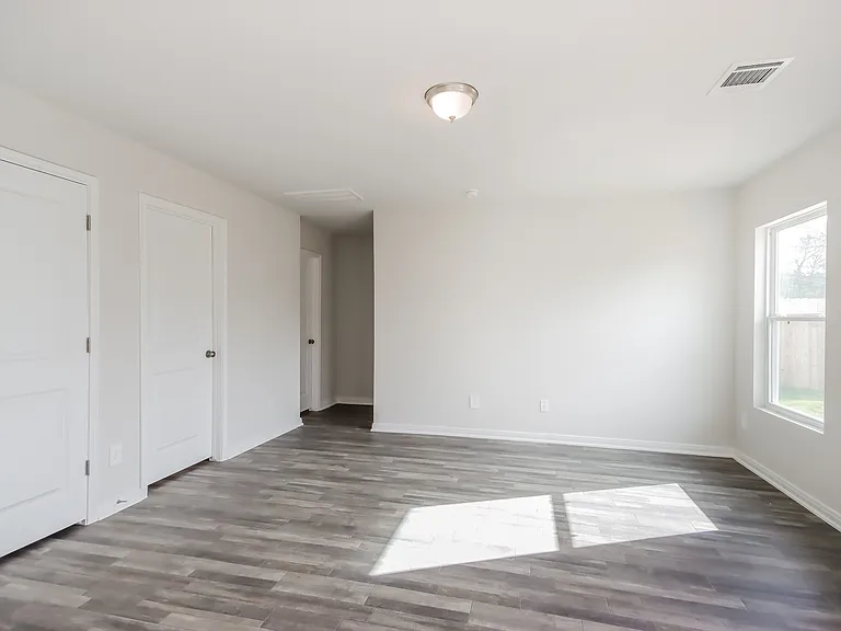 15819 Del Norte Dr — Photo 3