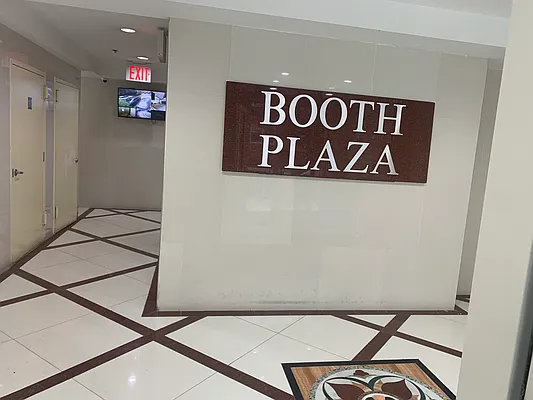 Rented by 18 REALTY | media 30