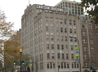 636 Church St APT 901, Evanston, IL 60201