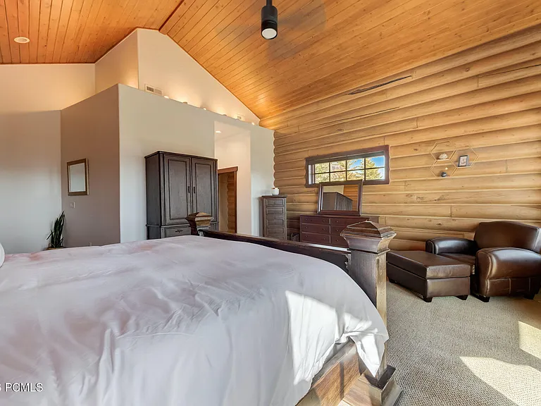 715 Aspen Ln — Photo 34