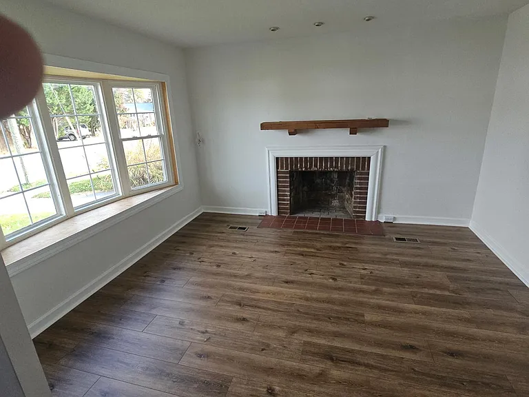 4117 Baker Ln — Photo 4