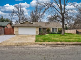 6866 Hemlock St, Redding, CA 96001