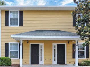 2933 SW 35th Pl APT 120, Gainesville, FL 32608