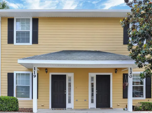 2933 SW 35th Pl APT 120, Gainesville, FL 32608