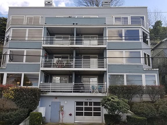 2nd image of 1028 Lakeview Blvd E APT 5