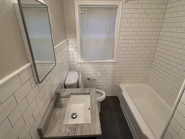 387 E Royal Forest Blvd — Photo 14