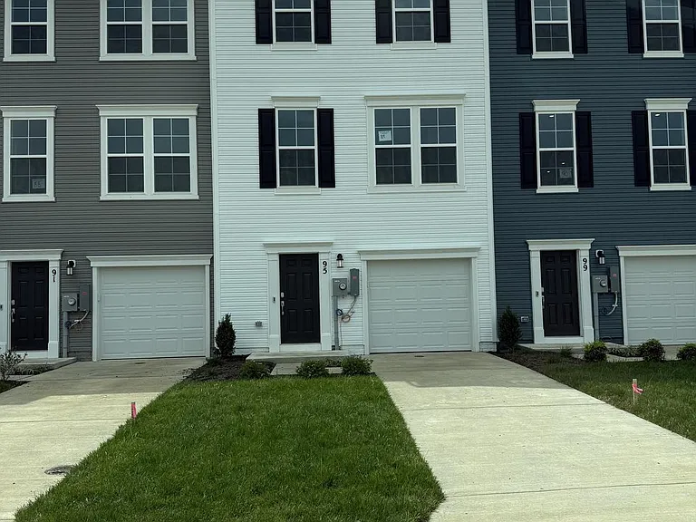 95 Gray Silver Rd — Photo 2