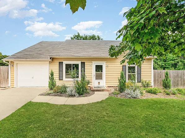 6 Blake Ct, Durham, NC 27712