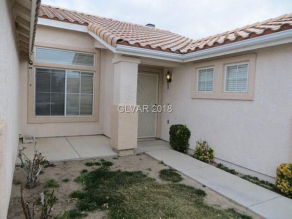 3rd image of 1822 Indian Rock Rd #0