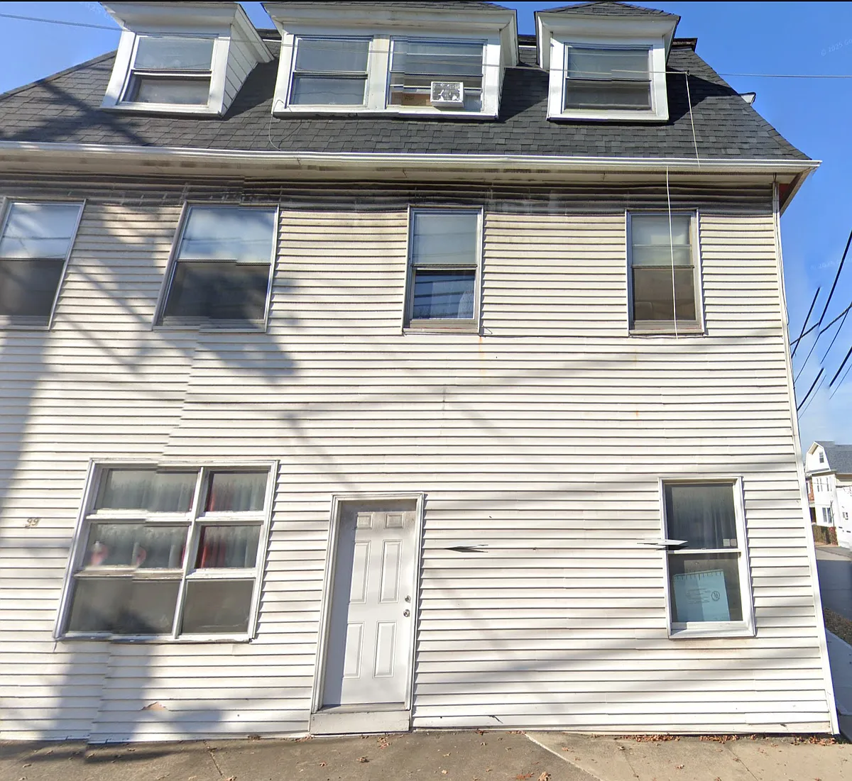 Photo 1 of 7 - 99 N Main St #2A - Wilkes Barre, PA Primary Photo - 99 N Main St #2A