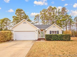204 Longleaf Pines Dr, Raeford, NC 28376
