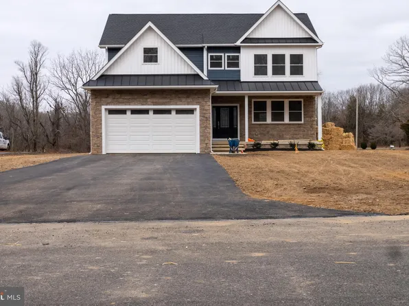 2 King Ct, Newfield, NJ 08344