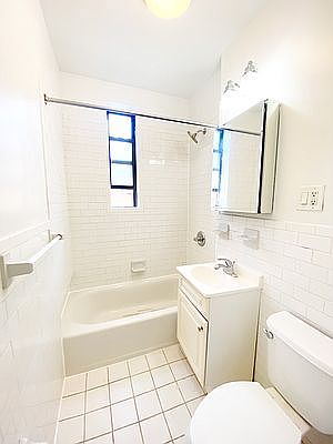 4th image of 523 W 187th St APT 5F