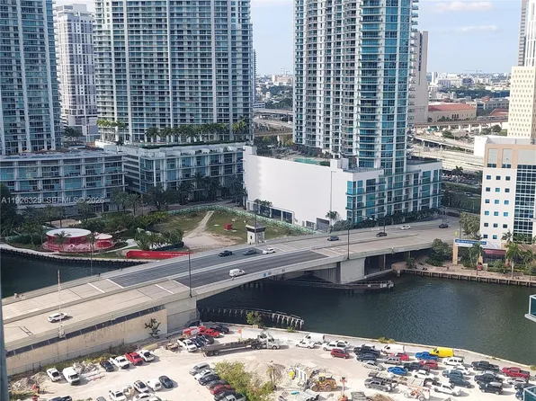 31 SE 6th St APT 2506, Miami, FL 33131