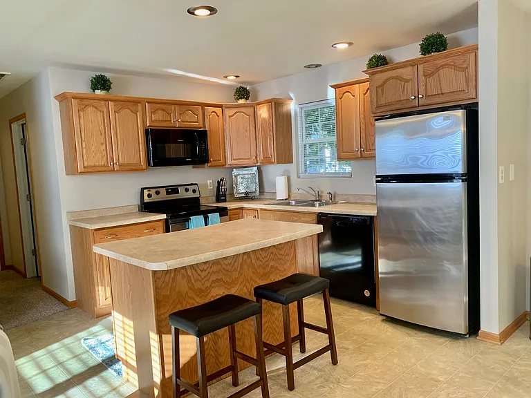 100 E Prospect Ave #13 — Photo 4