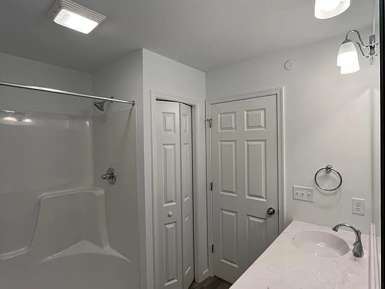 1821 Shady Ln — Photo 25