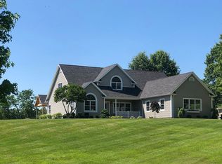 9801 N Palmyra Rd, Canfield, OH 44406