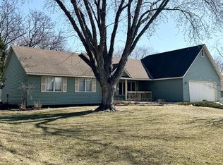 9142 Quantico Ln N, Maple Grove, MN 55369