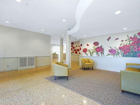 4th image of 36 Hamilton Ave APT 2A