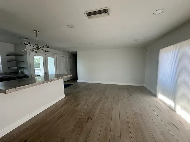 3218 Liddy Ave — Photo 14