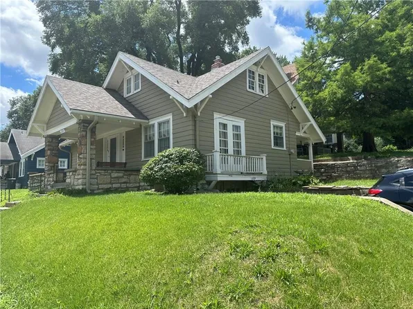 220 N Jackson Ave, Kansas City, MO 64123