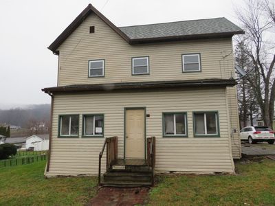 110 Mechanic St, Mount Morris, PA, 15349