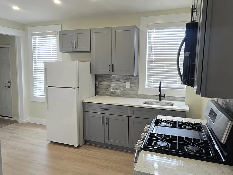 112 Treadwell Ave #1 — Photo 1