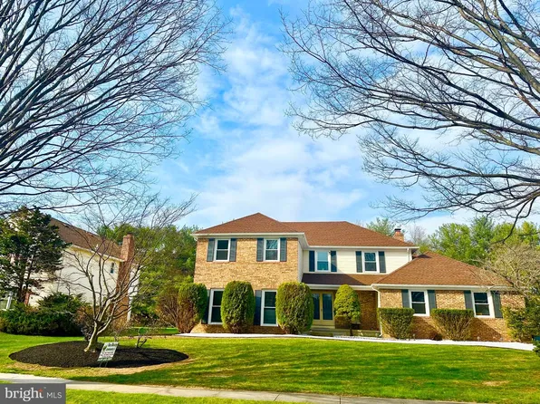 5 Wellesley Ct, West Windsor, NJ 08550