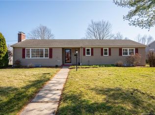 42 Race Brook Rd, West Hartford, CT 06107