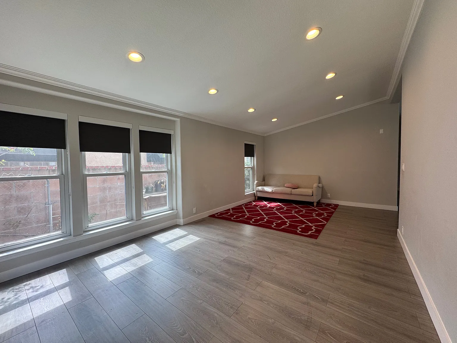3 bed, 1873 sqft, $5,100 — Photo 3