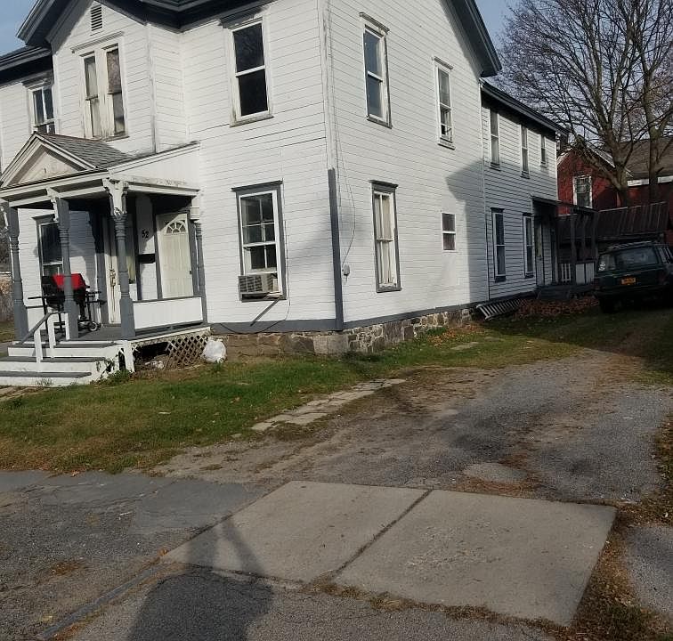 2nd image of 52 North St