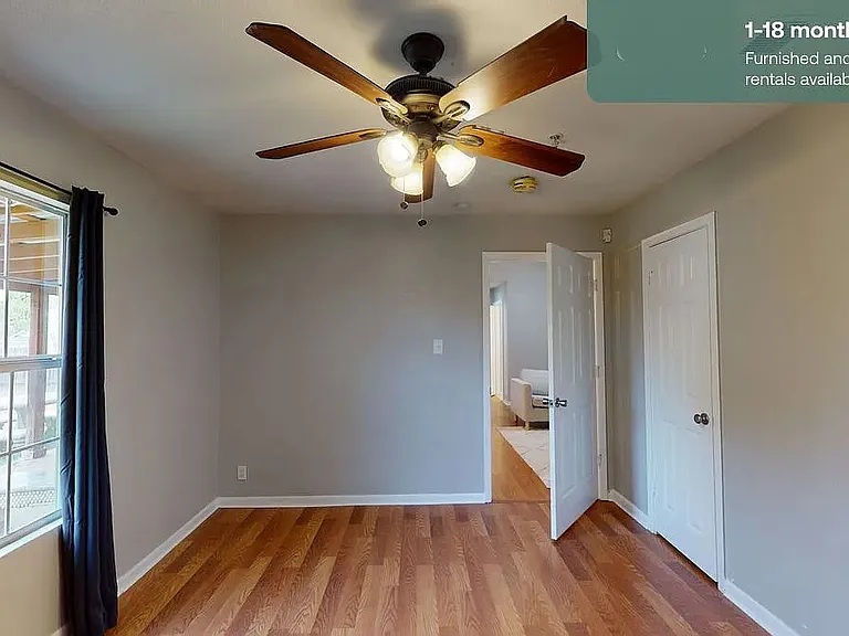 2311 Galway St — Photo 4
