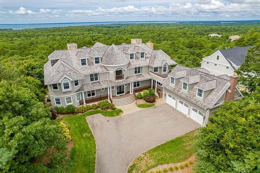 102 Highwood Ln, East Falmouth, MA 02536 MLS 22204649 Zillow