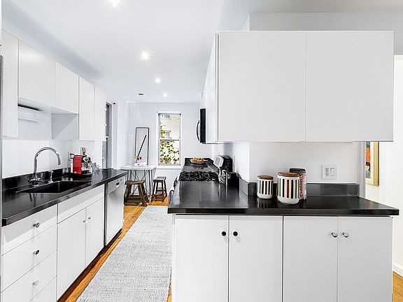 5th image of 530 E 90th St #2/3B