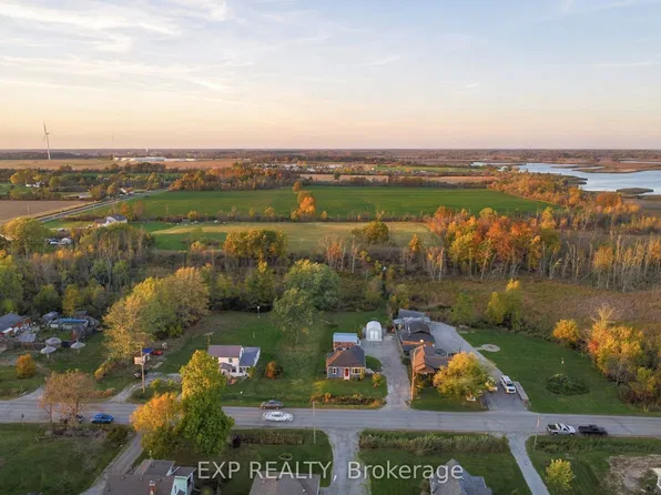 829 Port Maitland Rd, Haldimand County, ON N1A 2W6