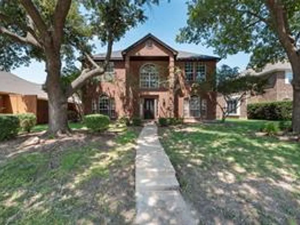1909 Smith Dr