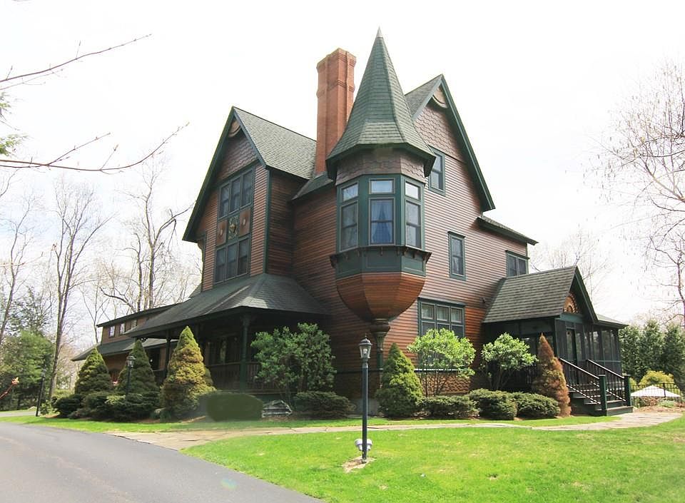 1st image of 31 Rustlewood Rdg