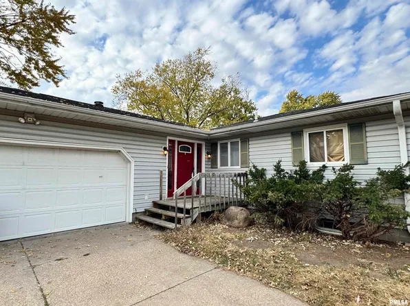 1423 Rosehill Ave, Camanche, IA 52730