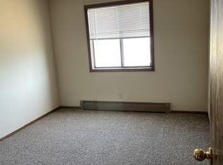7664 Woodlawn Dr #10914476, Saint Paul, MN 55112