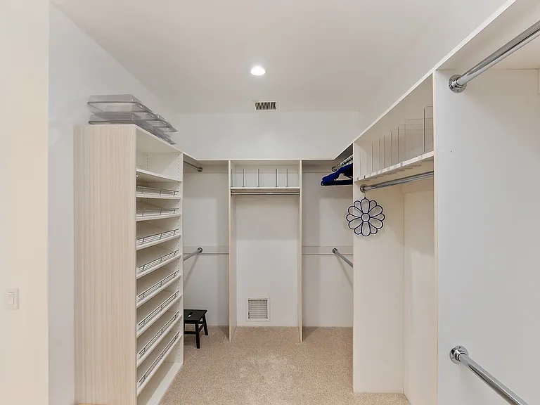 45675 Sugarloaf Mountain Trl — Photo 32