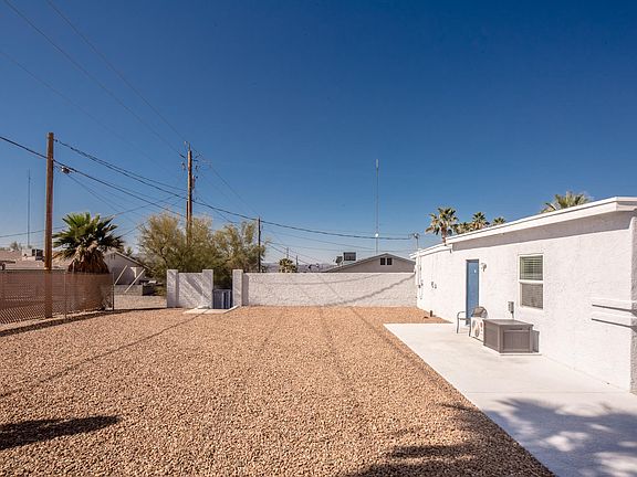 3rd image of 1255 Pawnee Dr