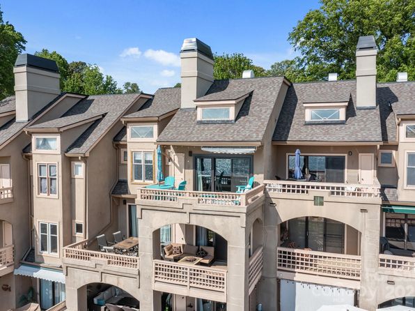 657 Portside Dr, Davidson, NC 28036