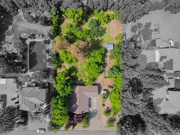 2nd image of 39872 Barry Rd