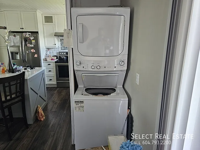 9170 Coote St #B — Photo 22