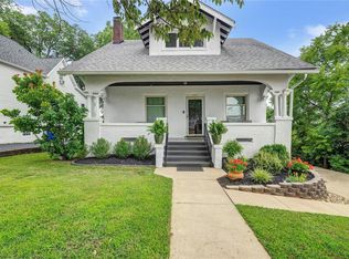 7464 Warner Ave, Saint Louis, MO 63117