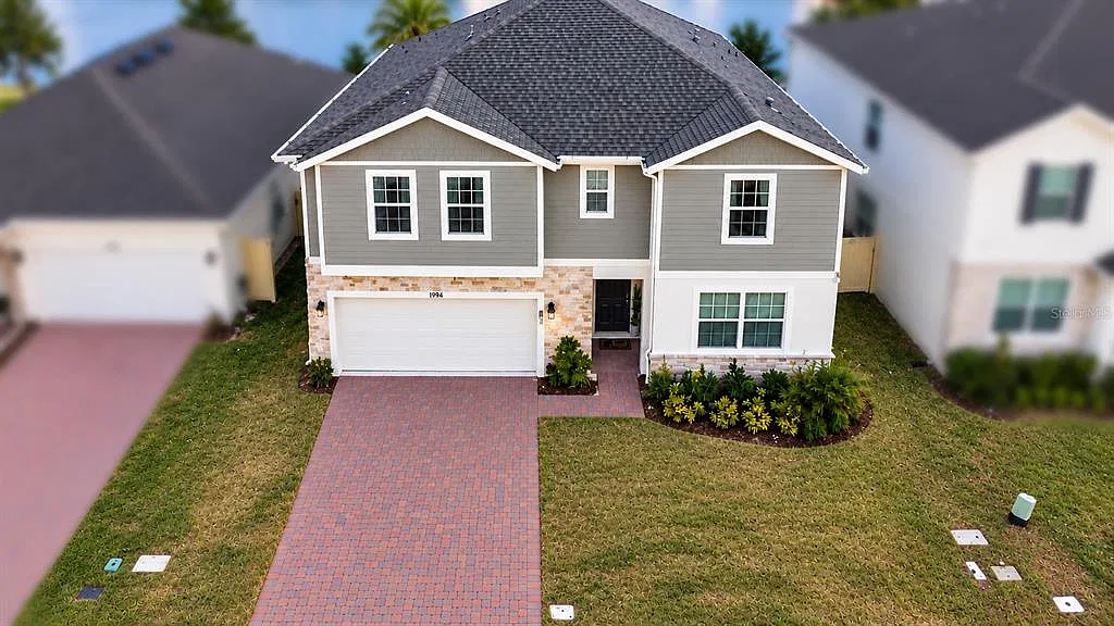 5 bed, 4.0 bath, 3224 sqft, $3,500 — Photo 1