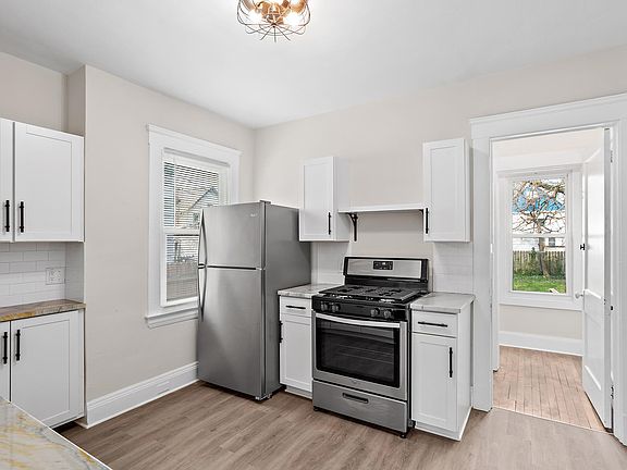 2nd image of 12984 Harlon Ave