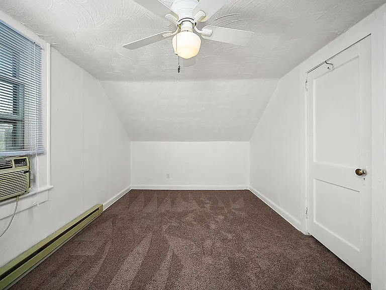 1270 Old Buckroe Rd #B — Photo 9